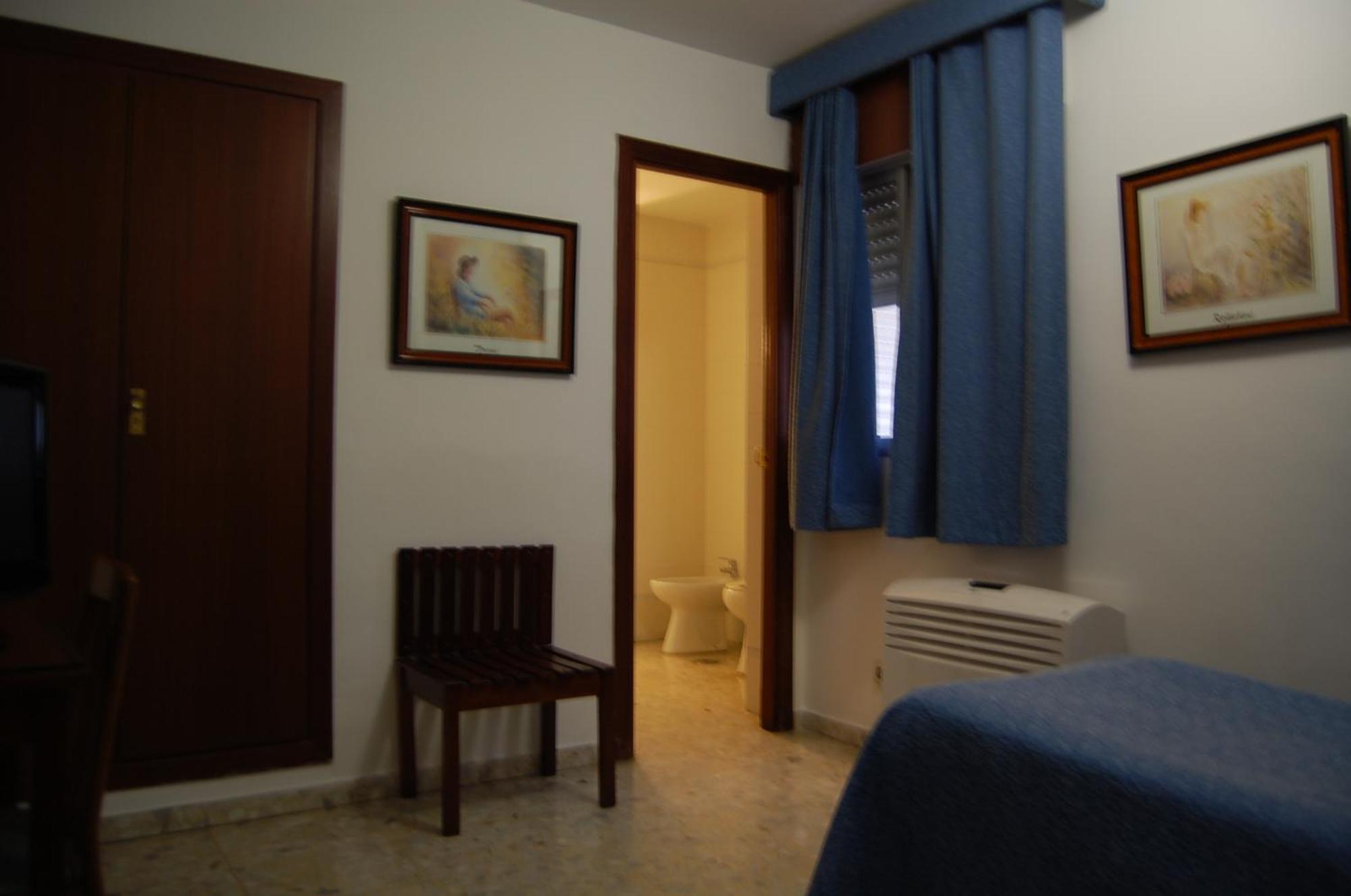 אלגסירס Hotel Marina Victoria מראה חיצוני תמונה