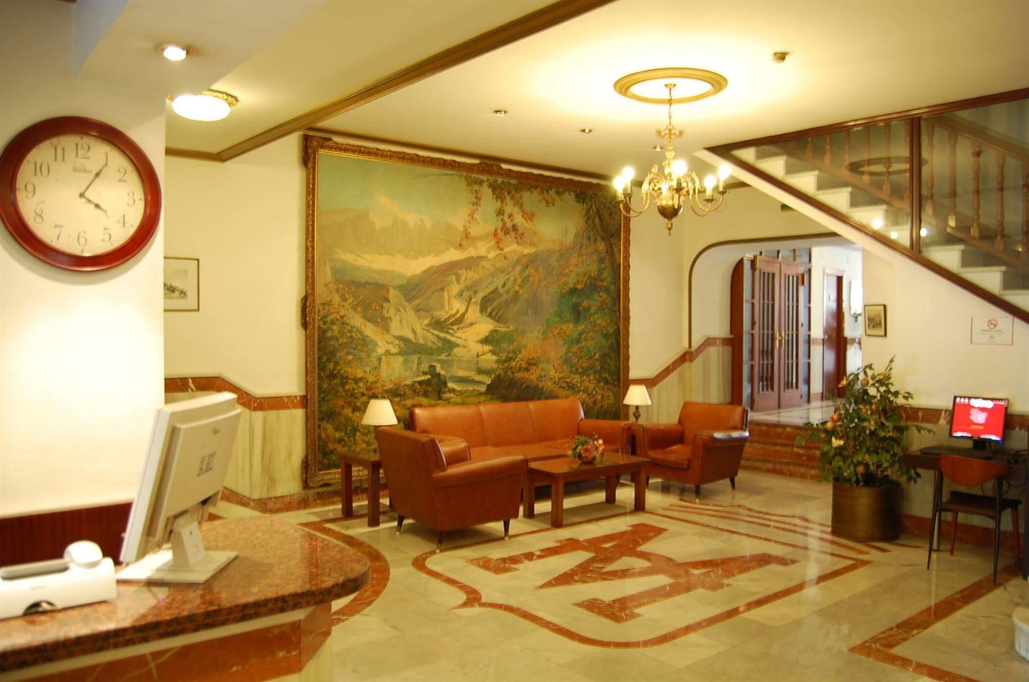 אלגסירס Hotel Marina Victoria מראה חיצוני תמונה